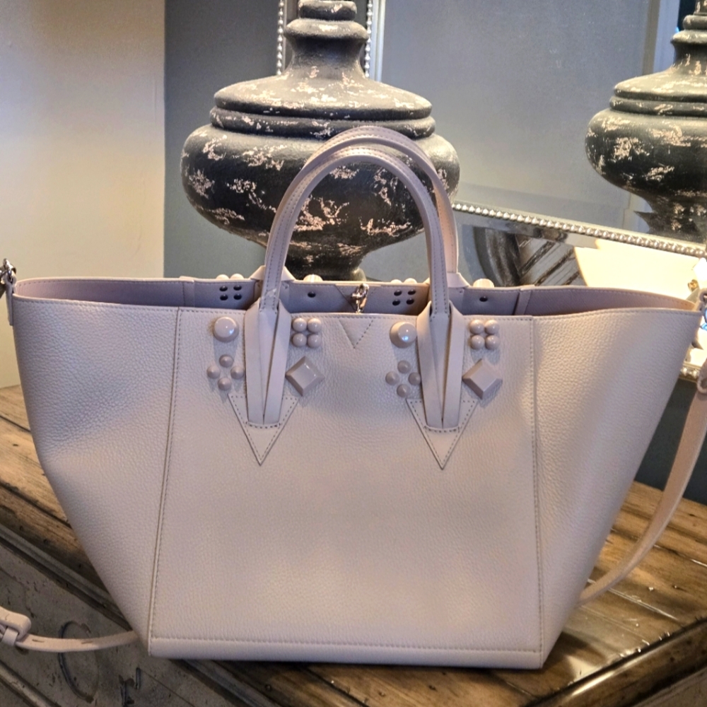 Authentic Christian Louboutin Leather Cabachic Iconic - New - Picture 1 of 10